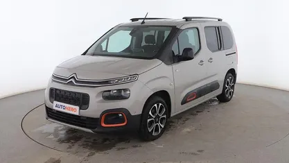 Usado Citroën Berlingo Shine 131 CV (96 kW) 2019 Gris Monovolumen