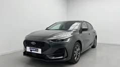 Gris Usado 2022 Ford Focus ST-Line Berlina | 18.690 € (Precio justo)