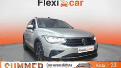 Gris Usado 2021 VW Tiguan Life SUV | 30.990 € (Precio justo)