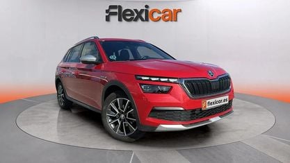 Usado Skoda Kamiq Active 110 HP (80 kW) 2022 Vermelho SUV