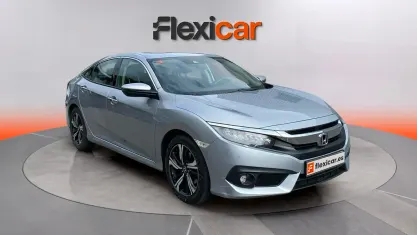 Usado Honda Civic Executive 120 CV (88 kW) 2019 Gris Berlina