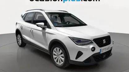 Usado Seat Arona Style 116 CV (85 kW) 2024 Blanco SUV