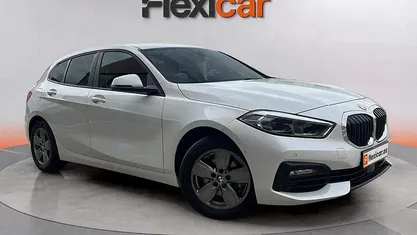 Usado BMW 116 116 CV (85 kW) 2021 Blanco Utilitario