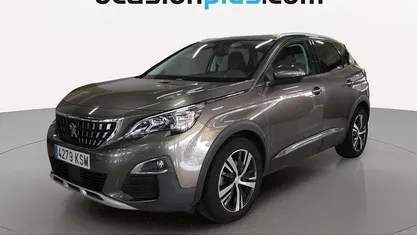 Usado Peugeot 3008 Allure 131 CV (96 kW) 2018 Gris SUV