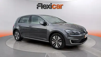 Usado VW Golf VII 136 CV (100 kW) 2019 Gris Berlina