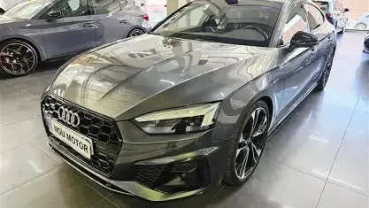 Usado Audi A5 S-Line 265 CV (194 kW) 2022 Gris Coupe