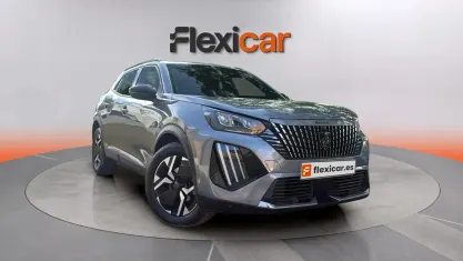 Usado Peugeot 2008 Allure 131 CV (96 kW) 2024 Gris SUV