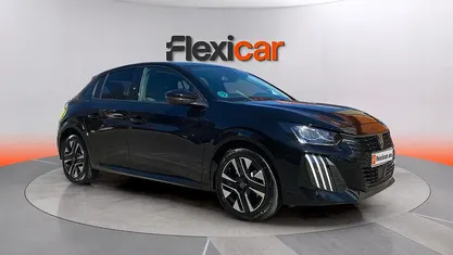 Usado Peugeot 208 Allure 101 CV (74 kW) 2025 Utilitario