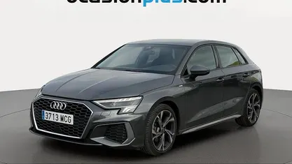 Gris Usado 2022 Audi A3 Sportback S-Line Utilitario | 24.446 € (Precio justo)