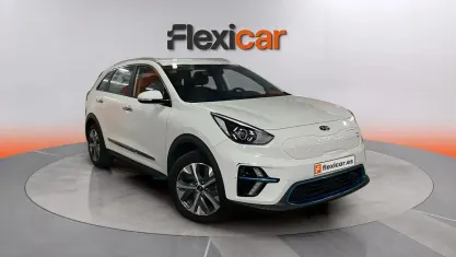 Usado Kia e-Niro 150 kW (204 CV) 2021 Blanco SUV