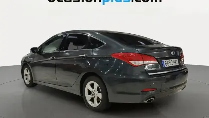 Usado Hyundai i40 GLS 136 CV (100 kW) 2012 Gris Berlina