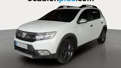 Blanco Usado 2018 Dacia Sandero SUV | 10.446 € (Precio justo)