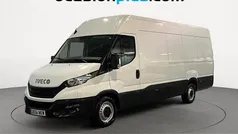 Blanco Usado 2023 Iveco Daily Familiar | 25.355 € (Super precio)