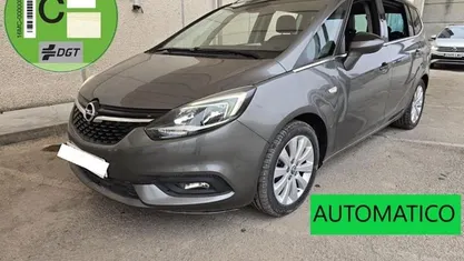 Usado Opel Zafira Excellence 140 CV (102 kW) 2017 Gris Monovolumen
