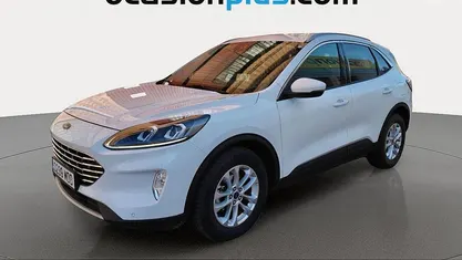 Usado Ford Kuga Titanium 120 CV (88 kW) 2022 Blanco SUV