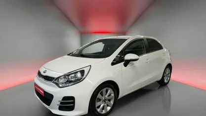 Usado Kia Rio 84 CV (61 kW) 2015