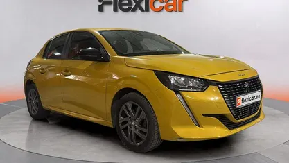 Usado 2022 Peugeot 208 Active Utilitario | 8990 € (Super precio)