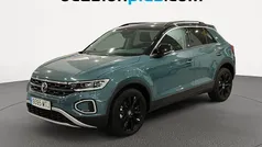 Azul Nuevo 2024 VW T-Roc SUV | 28.364 € (Buen precio)