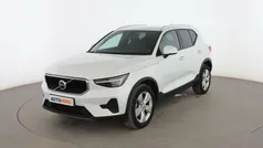 Blanco Usado 2024 Volvo XC40 Core SUV | 32.799 € (Precio justo)