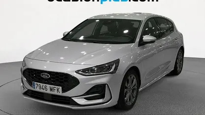 Gris plata Usado 2023 Ford Focus ST-Line Utilitario | 14.747 € (Precio justo)
