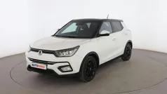 Blanco Usado 2019 Ssangyong Tivoli Limited SUV | 13.199 € (Precio justo)