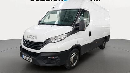Occasion Iveco Daily 156 PK (114 kW) 2023 Wit Stationwagen