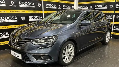 Usado Renault Mégane IV Zen 140 CV (102 kW) 2018 Gris Berlina