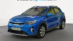 Blanco Usado 2023 Kia Stonic SUV | 15.446 € (Buen precio)