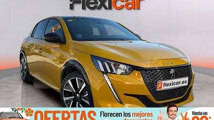 Usado Peugeot 208 Allure 131 CV (96 kW) 2020 Amarillo Utilitario
