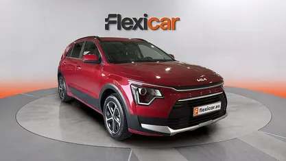 Usado Kia Niro 129 CV (94 kW) 2025 Rojo SUV