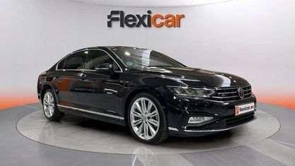 Używany VW Passat R-line 150 KM (110 kW) 2020 Czarny Sedan/Limuzyna