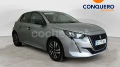Gris / plata Usado 2023 Peugeot 208 Allure Utilitario | 16.200 € (Precio justo)