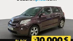 Usado 2010 Toyota Urban Cruiser Active Berlina | 8150 € (Precio justo)