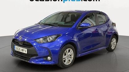 Używany Toyota Yaris Edition 125 KM (91 kW) 2024 Niebieski Hatchback