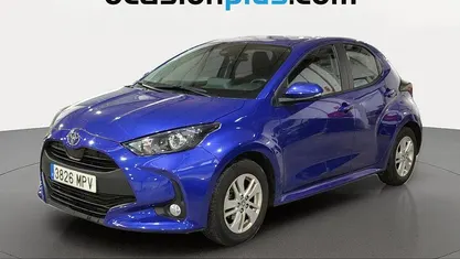 Usado Toyota Yaris Edition 125 CV (91 kW) 2024 Azul Utilitario