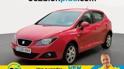 Usado Seat Ibiza Copa 70 CV (51 kW) 2012 Rojo Utilitario