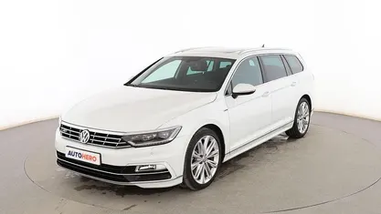 Usado VW Passat Sportline 280 CV (205 kW) 2016 Blanco Familiar