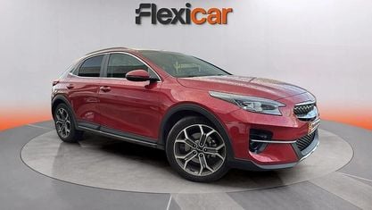 Usado Kia XCeed 141 CV (103 kW) 2022 Rojo SUV