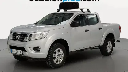 Usado Nissan Navara Acenta 163 CV (119 kW) 2021 Gris plata Pickup/Camioneta