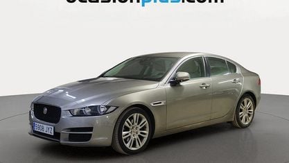 Occasion Jaguar XE Pure 180 ch (132 kW) 2017 Gris Berline