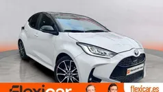 Blanco Usado 2023 Toyota Yaris Hybrid Plus Berlina | 21.190 € (Precio justo)