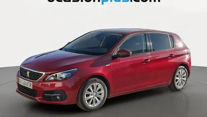 Usado Peugeot 308 Style 131 CV (96 kW) 2019 Rojo Monovolumen