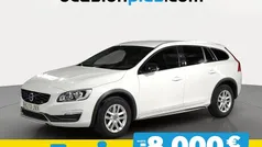 Blanco Usado 2016 Volvo V60 CC Kinetic Familiar | 15.790 € (Buen precio)