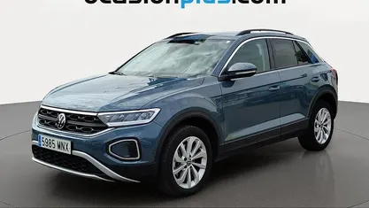 Usado VW T-Roc Life 150 CV (110 kW) 2024 Azul SUV
