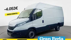 Blanco Usado 2023 Iveco Daily Berlina | 28.200 € (Precio justo)