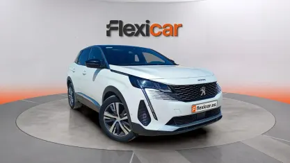 Usado Peugeot 3008 Allure 131 CV (96 kW) 2023 Blanco SUV