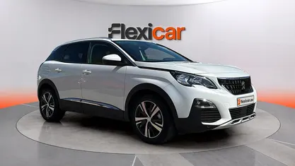 Usado Peugeot 3008 Allure 131 CV (96 kW) 2019 Blanco SUV