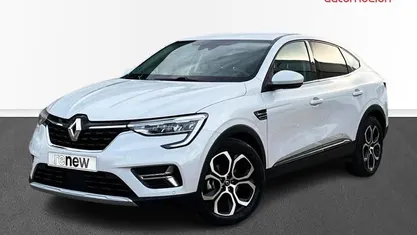 Usado Renault Arkana Zen 145 CV (106 kW) 2022 Blanco SUV