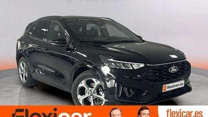 Usado Ford Kuga ST-Line 150 CV (110 kW) 2025 Negro SUV