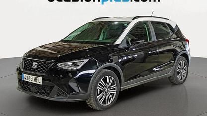 Usado Seat Arona Style 110 HP (80 kW) 2023 Preto SUV